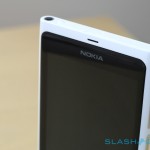 nokia_lumia_800_white_live_sg_16